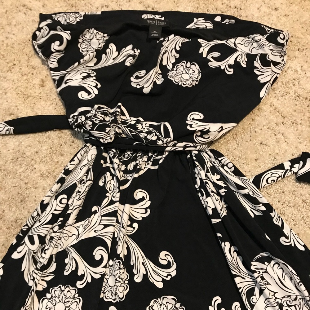 White house black market size extra-large